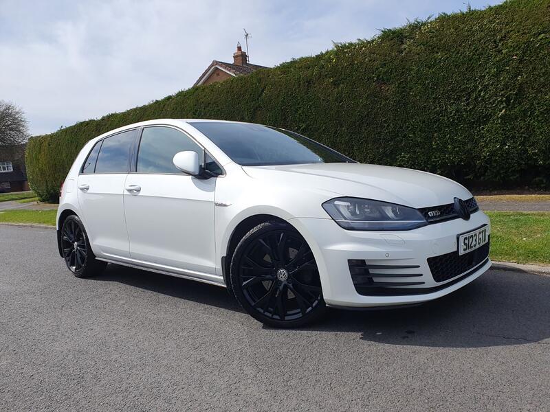 VOLKSWAGEN GOLF 2.0 TDI BlueMotion Tech GTD